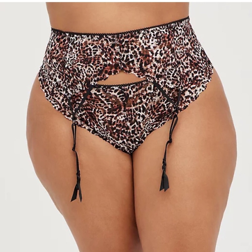 TORRID GARTER - LACE STRAPPY LEOPARD